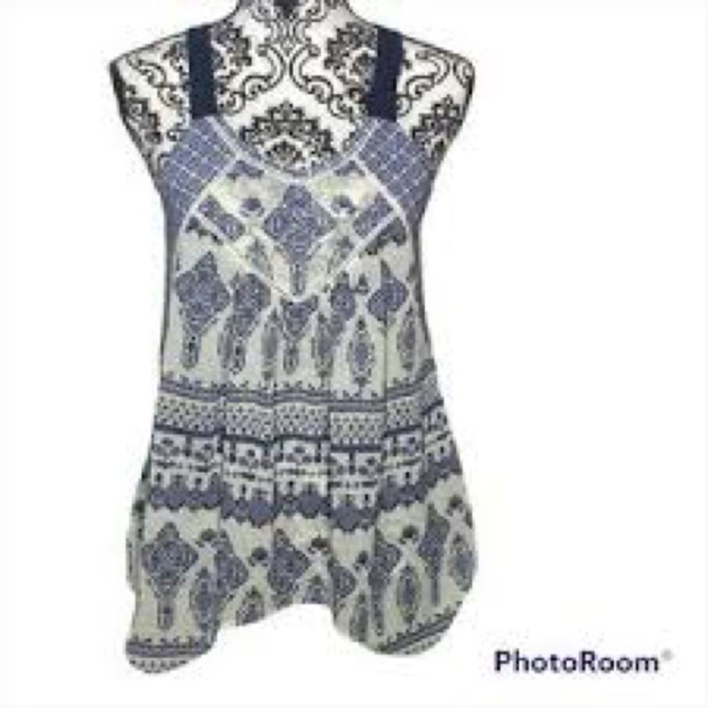 Xhilaration blue and cream tank top with gray back. Size xxl